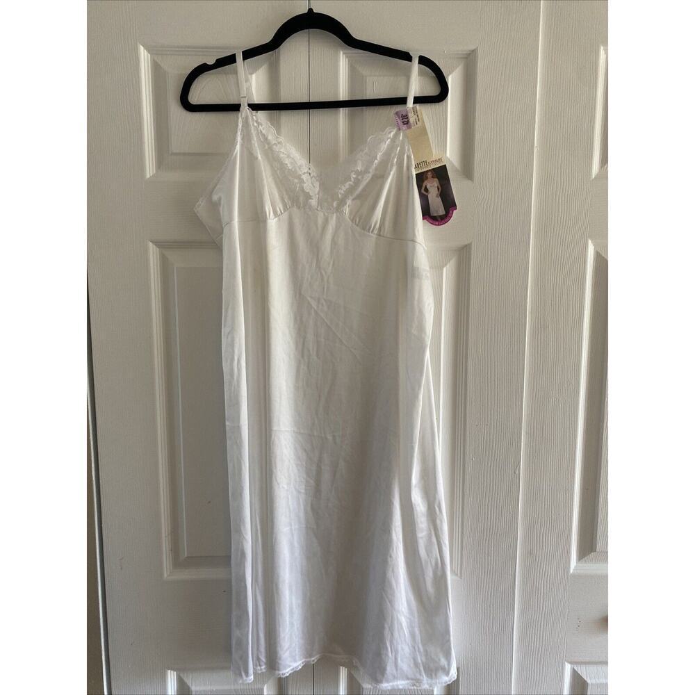 Vassarette Woman Comfortable Lingerie ivory White Full Lace Slip‎ New nightie